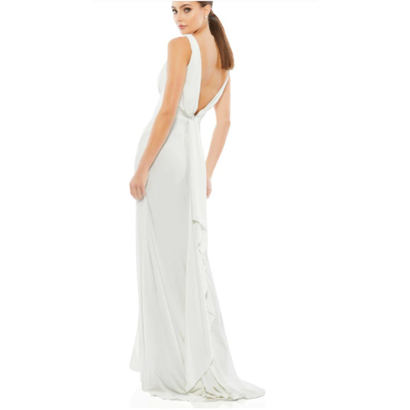 Mac Duggal SLEEVELESS V NECK JERSEY GOWN Size 0 - Picture 4 of 14